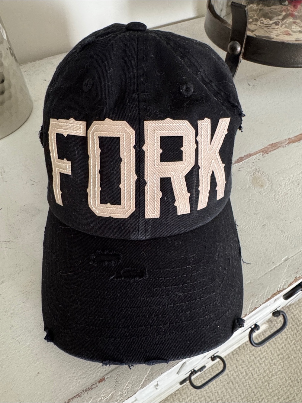 KBETHOS Black Baseball Cap with Beige FORK Patch Leipers Fork